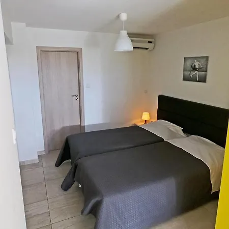 Rainbow Apartment Ayia Napa